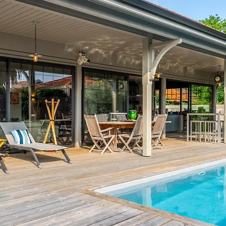 Superbe Maison Climatisee Avec Piscine *